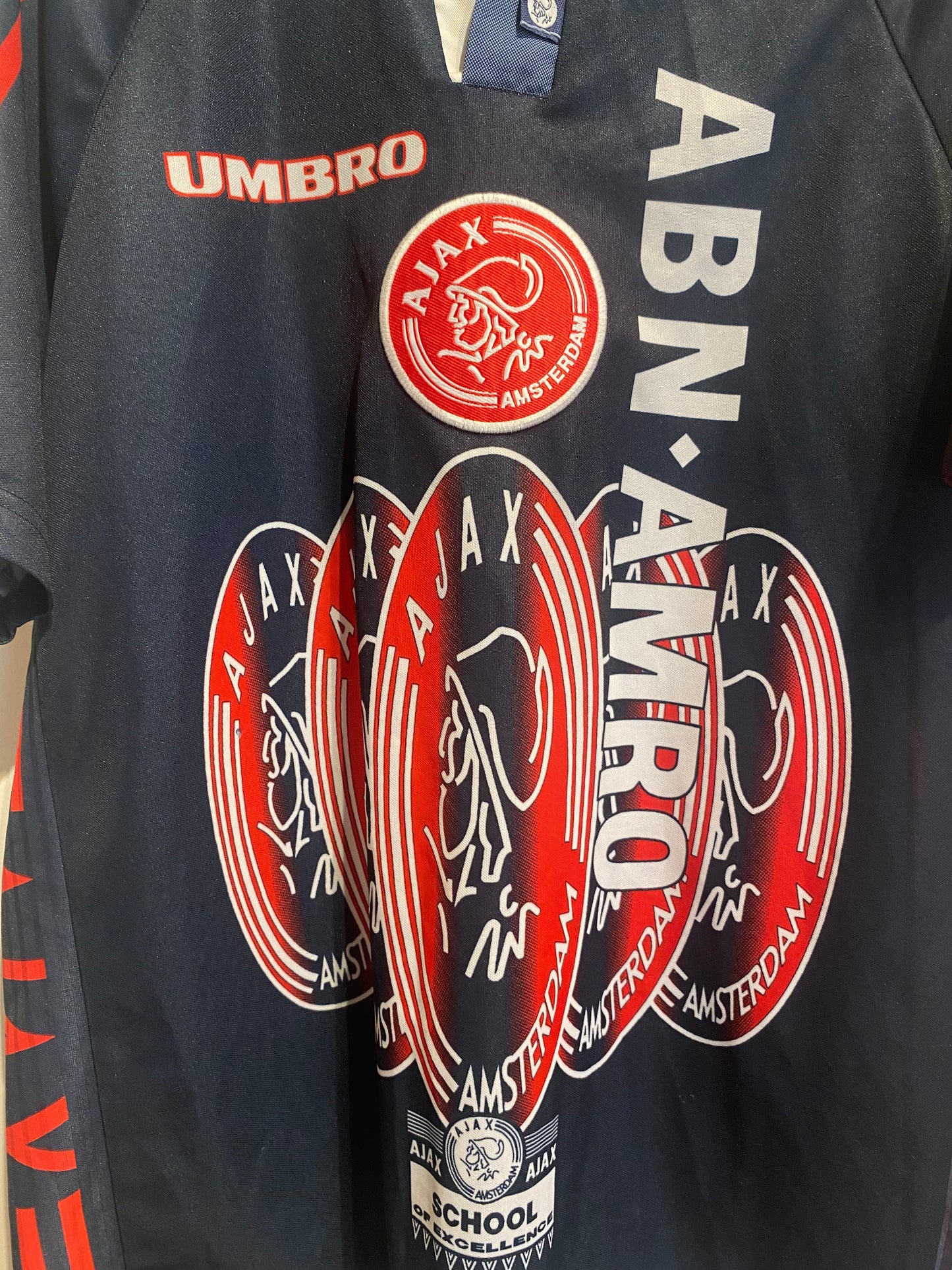 Ajax Amsterdam 97/98 udebanetrøje