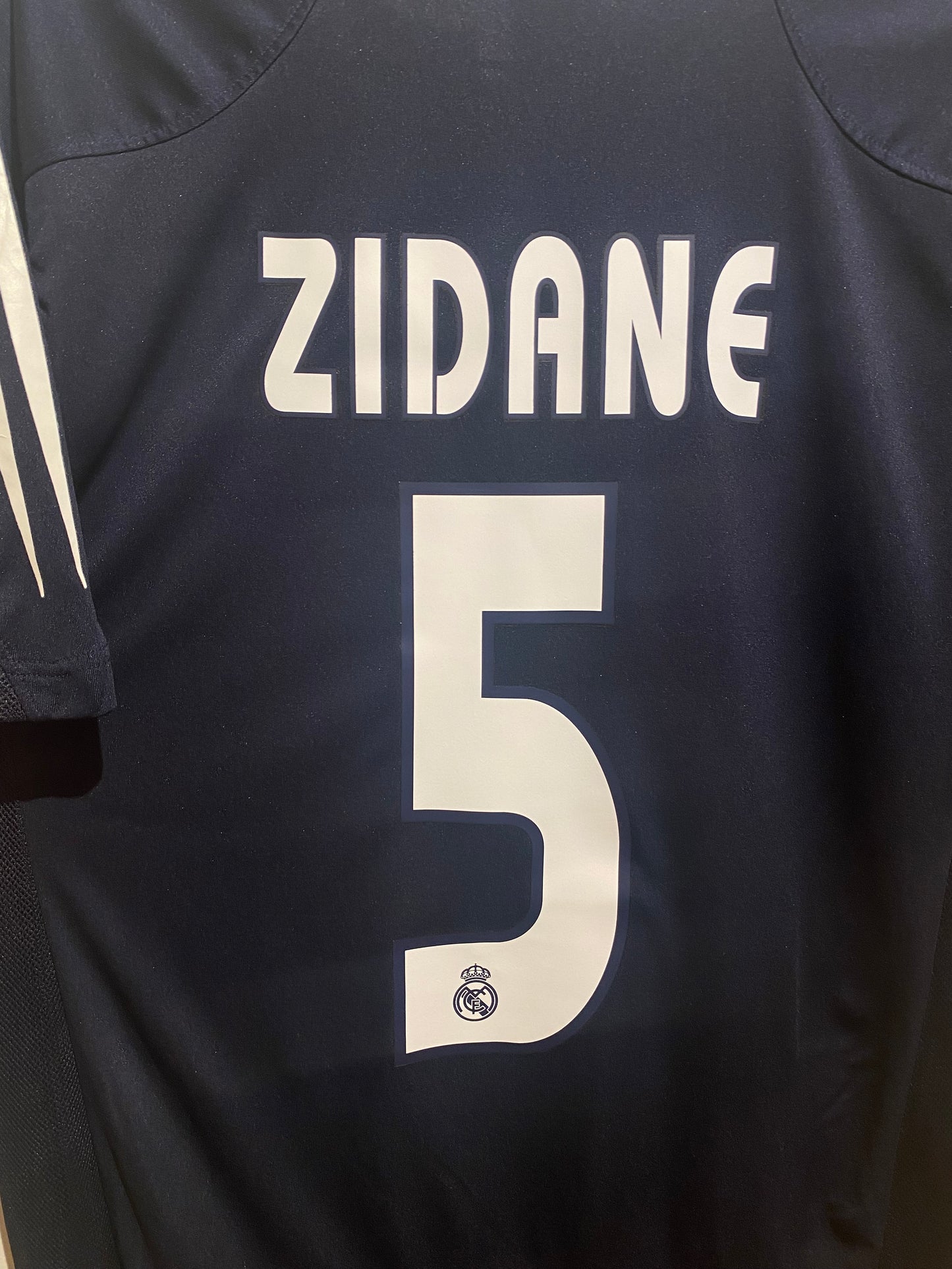 Real Madrid “ZIDANE” 04/05 Ude
