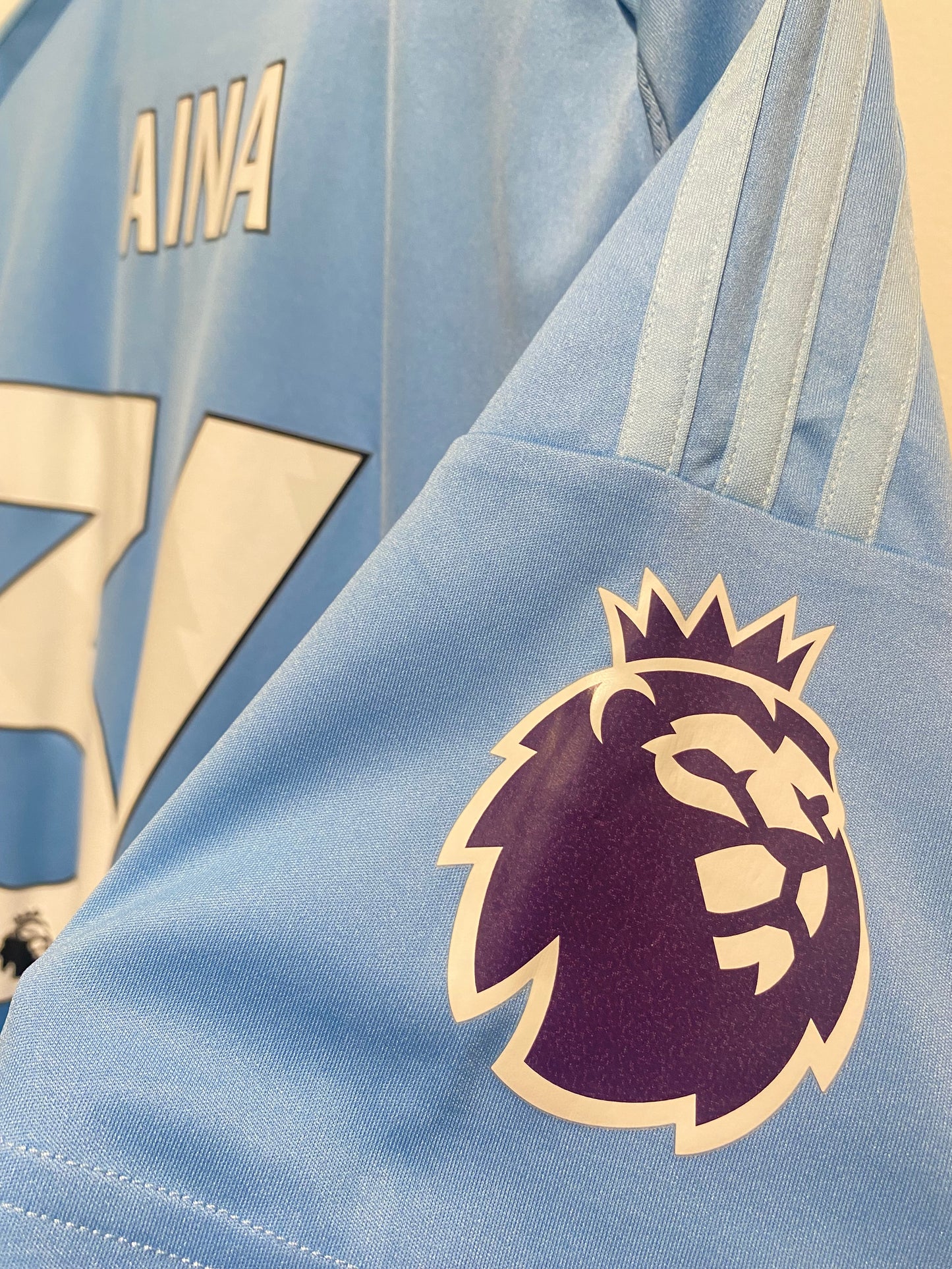 Nottingham Forrest “AINA” 24/25 3. Trøje