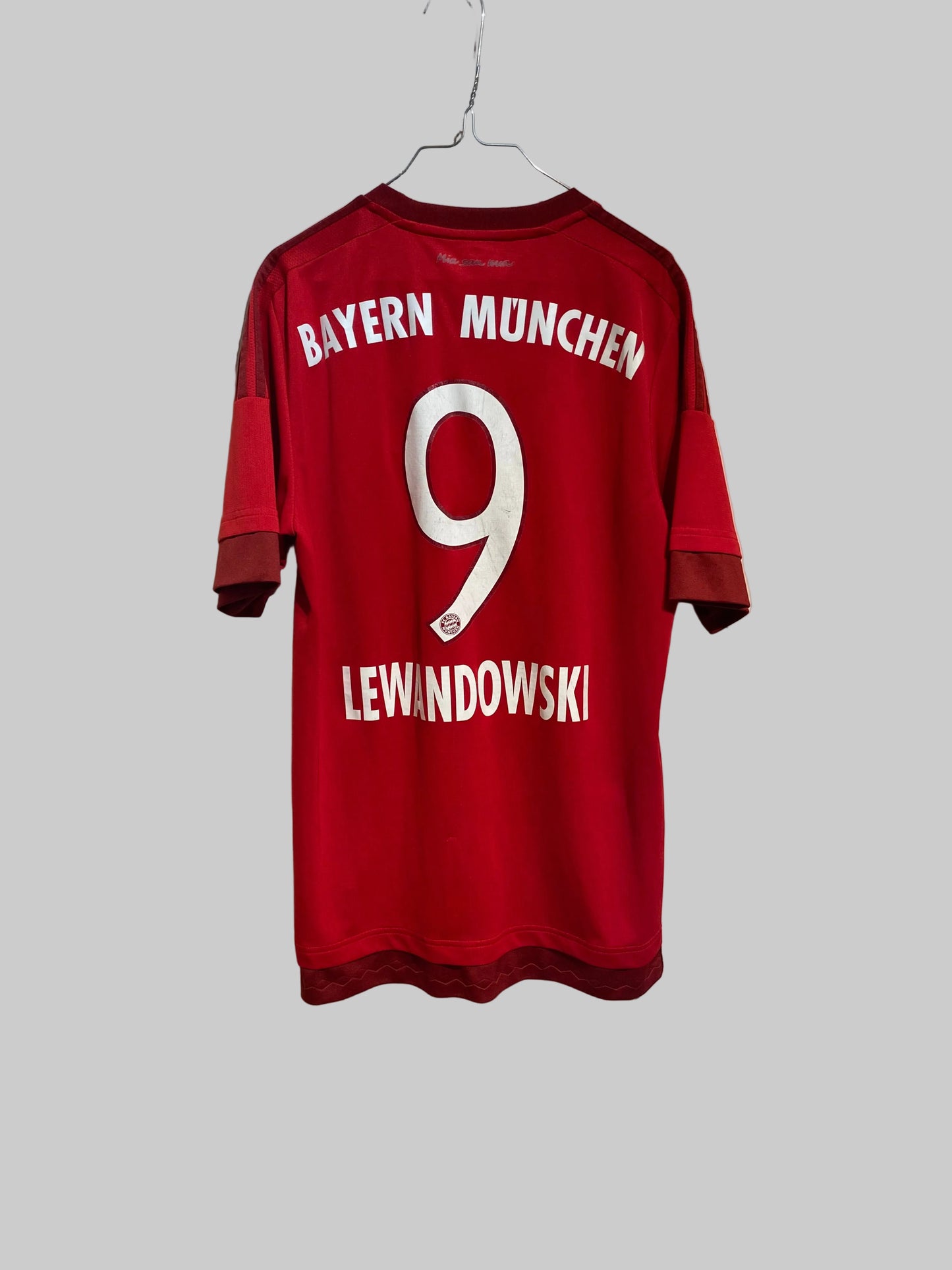 Bayern München “LEWANDOWSKI” 15/16 Hjemme