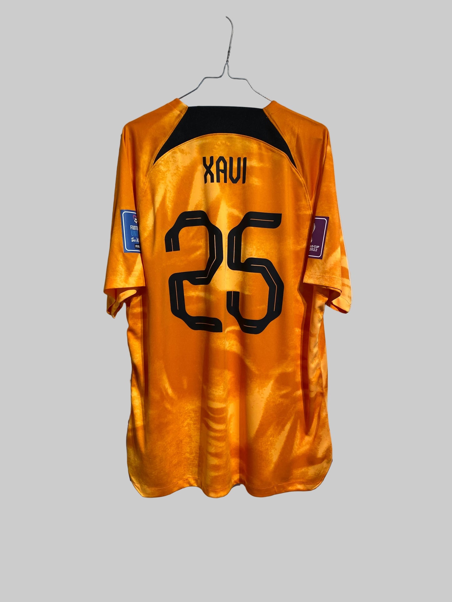 Holland “XAVI”